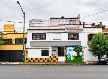 Casa uso de suelo de 4 habitaciones, Azcapotzalco · Venta de Casa en Clavería, Azcapotzalco.