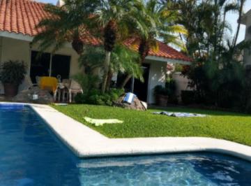 Casa de 4 habitaciones, Cuernavaca · Bonita Casa en Fraccionamiento en Palmira