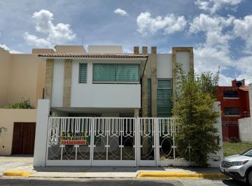 Casa de 5 habitaciones, Pachuca · Casa Residencial en La Moraleja