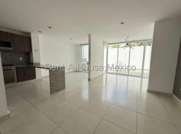 Casa de 3 habitaciones, El Marqués · Casa en Renta con 3 Recamaras, Zakia, El Marques, Querétaro. Cmz
