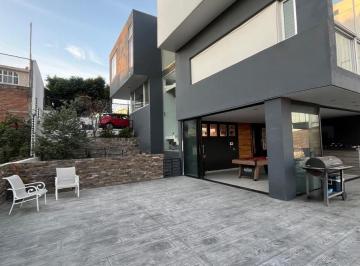 Casa · 498m² · 3 Recámaras · 4 Estacionamientos · Casa en Venta en Bugambilias