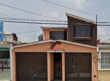 Casa de 3 habitaciones, Cuautitlán Izcalli · Casa en Remate en Cuautitlán Izcalli