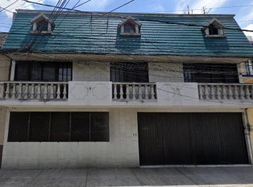 Casa de 5 habitaciones, Azcapotzalco · Casa en Venta en Pro Hogar