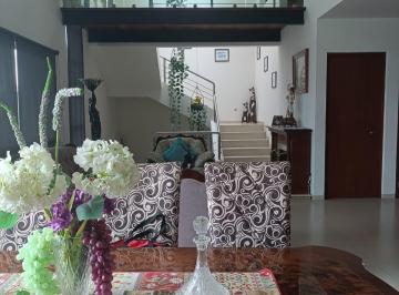 Casa de 4 habitaciones, San Luis Potosí · Casa Cerradas del Pedregal Excelente Oportunidad