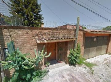 Casa de 5 habitaciones, Cuernavaca · ¡Excelente Oportunidad! Casa en Venta, Muy por Debajo del Costo Comercial!