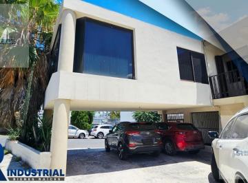 Oficina · 45m² · 1 Estacionamiento · Oficina en Renta en Monterrey