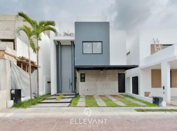 Casa de 3 habitaciones, Benito Juárez · Casa en Venta en Residencial Via Cumbres