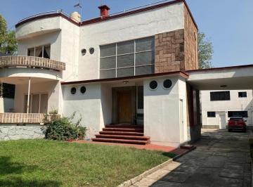 Casa · 540m² · 6 Recámaras · 30 Estacionamientos · Vendo Casa en Lomas de Chapultepec "Av Palmas"