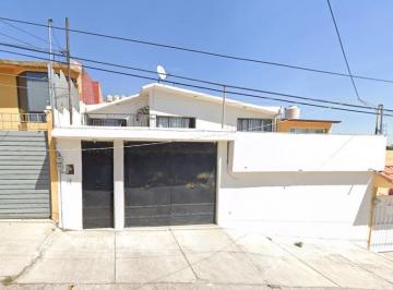 Casa de 4 habitaciones, Naucalpan de Juárez · Casa en Remate en Naucalpan de Juarez