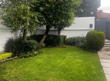 Casa de 4 habitaciones, Naucalpan de Juárez · Casa en Venta en La Herradura, Edo. de Mexico