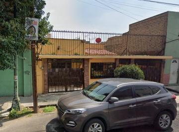 Casa de 3 habitaciones, Azcapotzalco · Casa en Venta en Maravatio 245, Claveria, Azcapotzalco, Cdmx