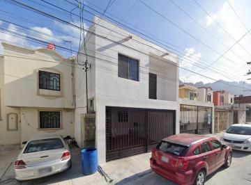 Casa de 3 habitaciones, Santa Catarina · Venta de Casa en Santa Catarina Nuevo León