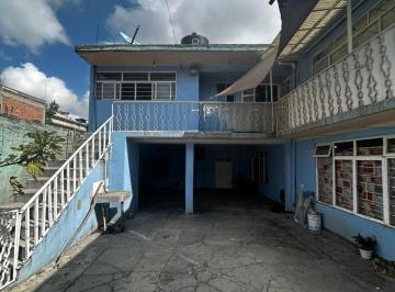 Casa · 204m² · 4 Recámaras · Casa en Venta en Tequexquináhuac con Uso de Suelo Mixto
