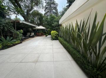 c08aa1452830bda2fd196f78a2ccbe887714ec4a654e04c27661e1c9188fee42 · Casa con Uso de Suelo en Venta en Pedregal