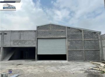 Bodega comercial · 520m² · 2 Estacionamientos · Renta de Bodega en Escobedo