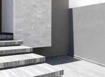Casa de 4 habitaciones, León · Casa en Venta en Cañada del Refugio Sur
