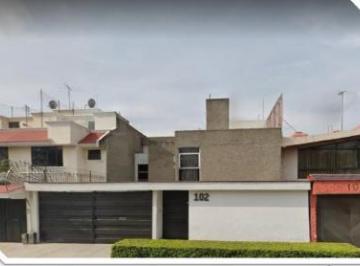 Casa de 4 habitaciones, Coyoacán · Casa en Paseos del Bosque, Taxqueña, Coyoacán, Cdmx