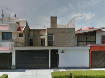Casa de 4 habitaciones, Coyoacán · Casa en Paseos del Bosque, Taxqueña, Coyoacán, Cdmx