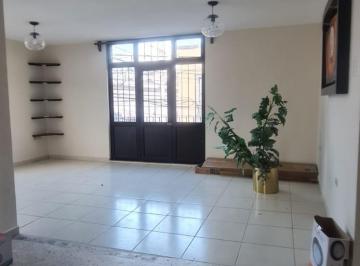 SALA COMEDOR PLANTA ALTA · Casa en Renta en Centro de Queretaro