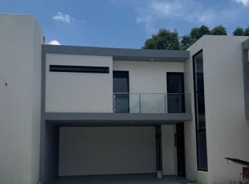 Casa en Venta de 3 habitaciones El Colli Urbano · Casa en Venta en El Colli - Tancitaro Residencial 7