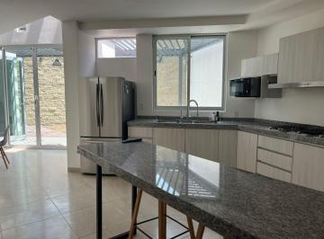 Casa en condominio de 3 habitaciones, León · Casa en Renta en Pedregal San Carlos