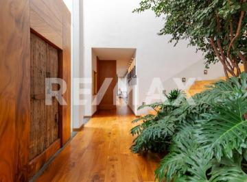 Casa · 980m² · 3 Recámaras · 10 Estacionamientos · Casa en Venta en Jardines del Pedregal - (4)