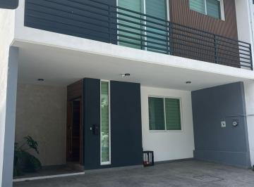 Casa · 159m² · 3 Recámaras · 3 Estacionamientos · Casa en Venta en El Origen - (4)