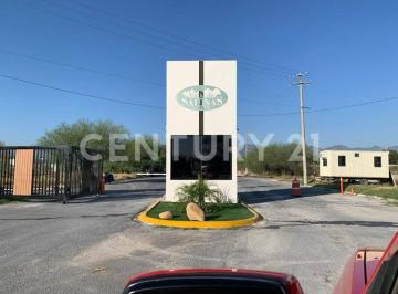 Quinta · 532m² · 3 Recámaras · 5 Estacionamientos · Quinta en Venta en Col. Valle de Salinas en Salinas Victoria en N. L.