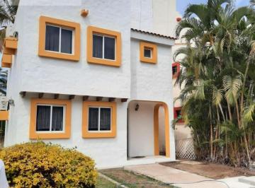 Casa · 2 Recámaras · Casa en Quintas del Mar I