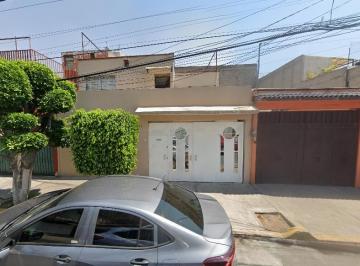 Casa de 3 habitaciones, Iztapalapa · ¡Gran Inmueble en Remate Bancario!