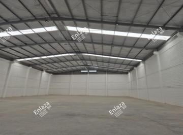 Bodega comercial · 800m² · 4 Estacionamientos · Bodega Industrial en Renta Santa Catarina