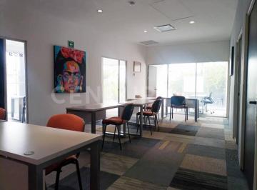 Oficina · 18m² · 1 Estacionamiento · Oficinas en Renta Equipadas, Zona Centro