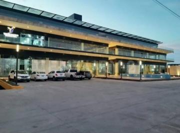 Local comercial · 111m² · 375 Estacionamientos · Locales en Renta en Contry La Silla, Guadalupe, Nuevo León
