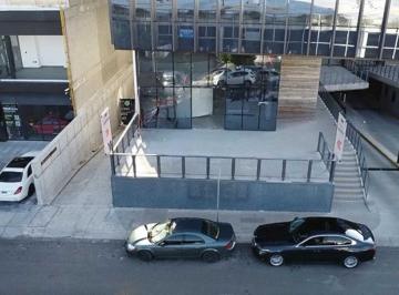 Local comercial · 283m² · 8 Estacionamientos · Local Comercial Venta - (4)