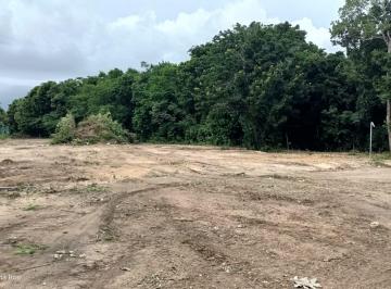 Terreno / Lote · 2096m² · Terreno en Venta en Cancun Atras de La Central de Abastos