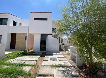 Casa de 3 habitaciones, El Marqués · Casa Laurel - Ciudad Maderas Queretaro