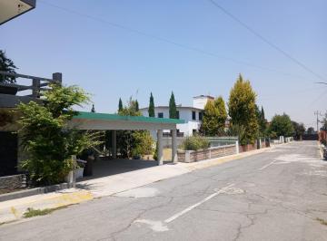 Casa · 313m² · 2 Recámaras · 2 Estacionamientos · Casa en Venta en San Lorenzo Cuauhtenco, Edomex.