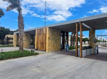Terreno / Lote · 200m² · Terreno en Venta en Residencial Punta Tiburón