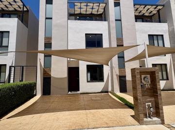 Departamento · 130m² · 3 Recámaras · 2 Estacionamientos · Casa Amplia de 3 Recámaras con Amenidades - Residencial Bali, Playa del Carmen