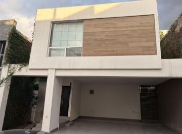 Casa de 3 habitaciones, Monterrey · Renta Casa Amueblada con Sótano Lounge & Alberca | Linces Iberus, Puerta de Hierro