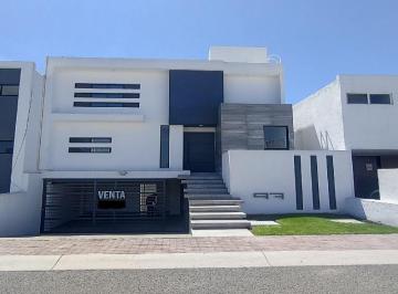 Casa de 3 habitaciones, Querétaro · La Casa de Tus Sueños en Venta Te Espera, Colinas de Juriquilla Querétaro.