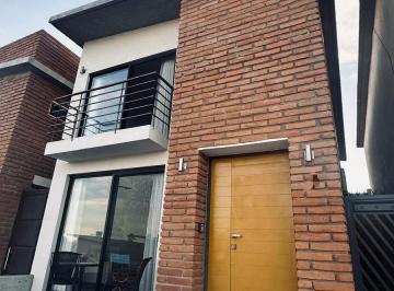 Casa · 3 Recámaras · 2 Estacionamientos · Casa en Venta Villas de Solimar