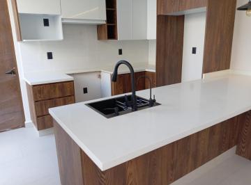 Casa · 220m² · 3 Recámaras · 2 Estacionamientos · Casa en Privada Grand Cennet