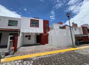 Casa en condominio · 154m² · 3 Recámaras · 2 Estacionamientos · Casa en Venta Fuentes del Molino Zona Cruz del Sur