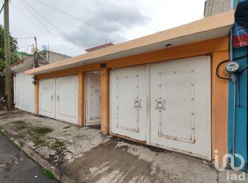 Casa · 126m² · 4 Recámaras · 2 Estacionamientos · Venta de Casa a Precio de Terreno en Zona Escolar, Gam.