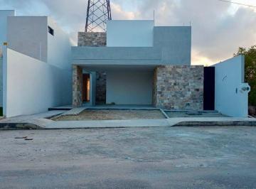 Casa de 4 habitaciones, Mérida · Casa en Temozon Norte Modelo Roma