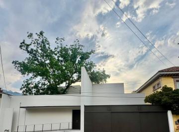 Casa de 3 habitaciones, San Pedro Garza García · Casa en Venta en Zona Fatima San Pedro Garza Garcia