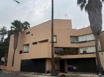 Casa de 3 habitaciones, Tlalpan · Casa en Venta en Parques del Pedregal