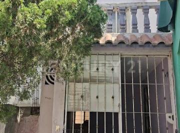 Casa · 90m² · 4 Recámaras · Casa en Venta en Col. Lazaro Cardenas en Santa Catarina Nuevo Leon