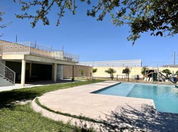 Casa · 810m² · 4 Recámaras · Quinta en Venta – Miguel de La Madrid, Gómez Palacio, Dgo.